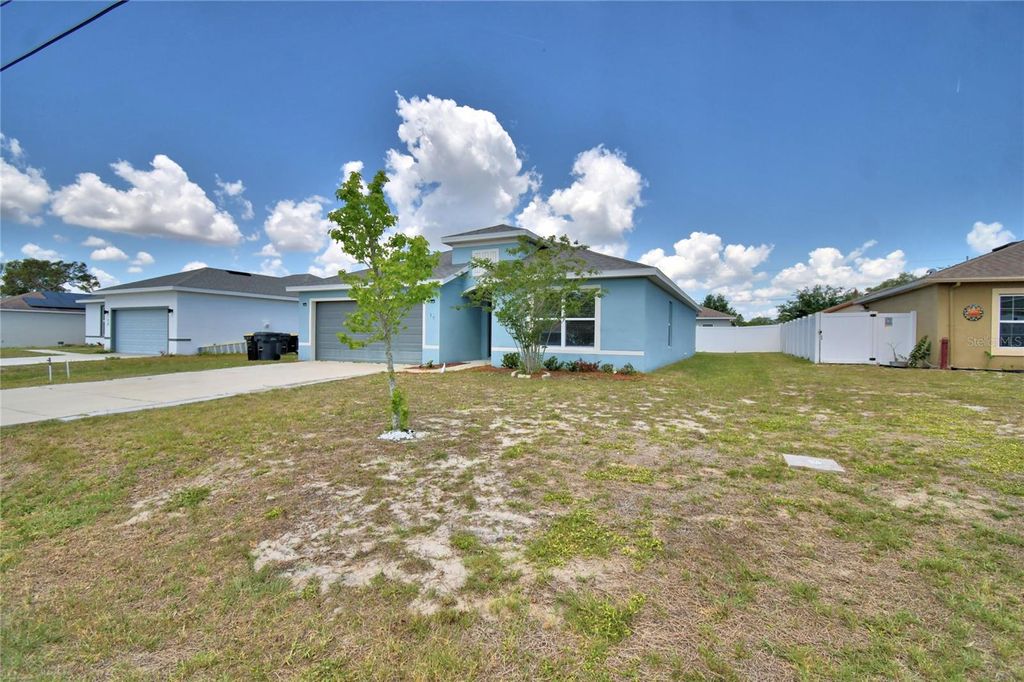 Photo of 17 Zinnia Lane E, Kissimmee, FL 34759 (MLS # P4938594)
