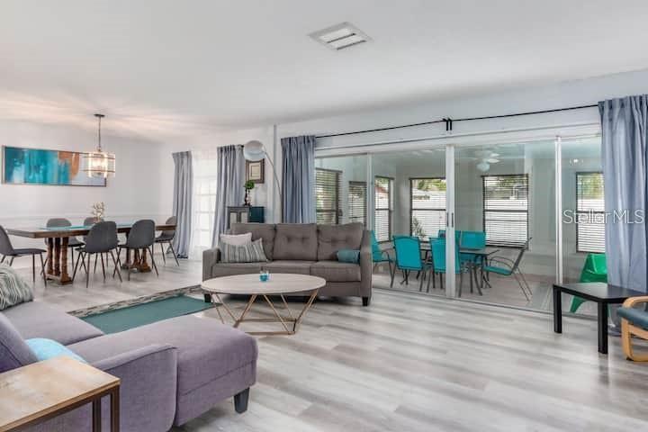 BAY CREST PARK UNIT 20 - Residential