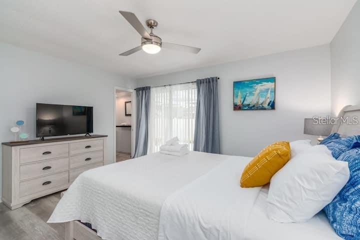 BAY CREST PARK UNIT 20 - Residential