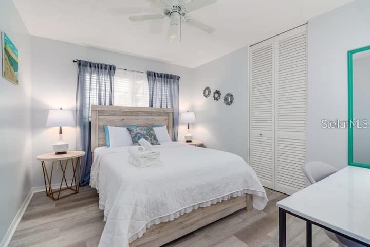 BAY CREST PARK UNIT 20 - Residential