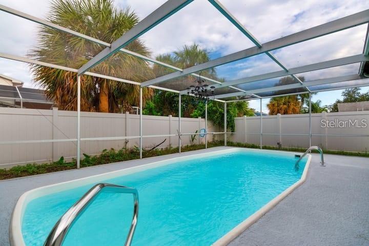 BAY CREST PARK UNIT 20 - Residential