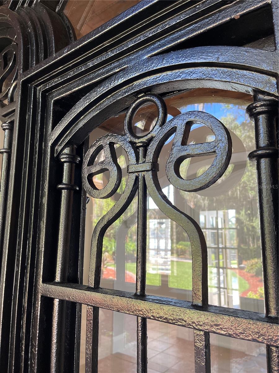 CRANES POINT - Residential