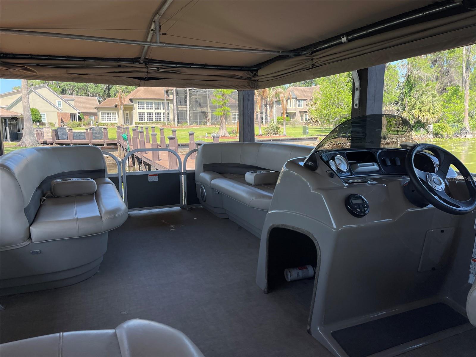 CRANES POINT - Residential