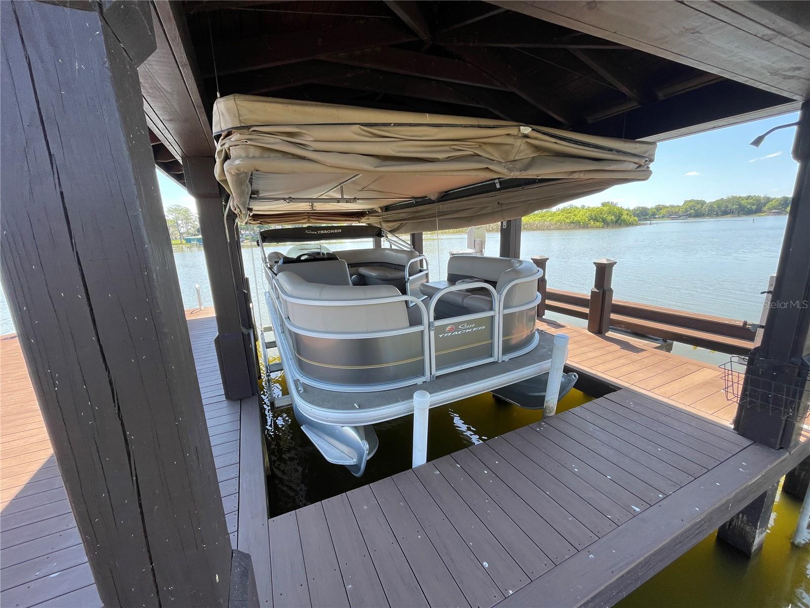 CRANES POINT - Residential