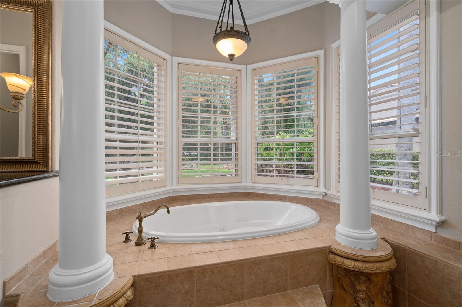 CRANES POINT - Residential