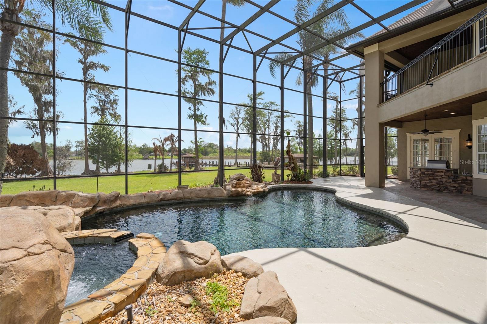 CRANES POINT - Residential