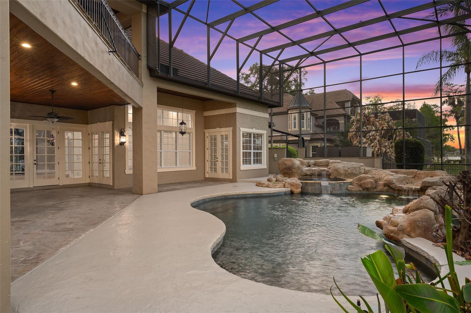 CRANES POINT - Residential