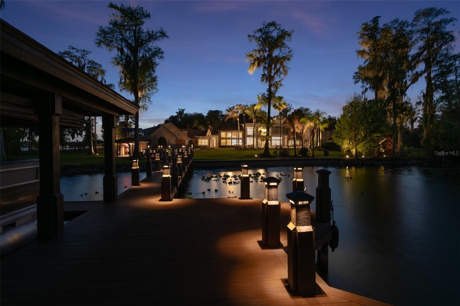 CRANES POINT - Residential