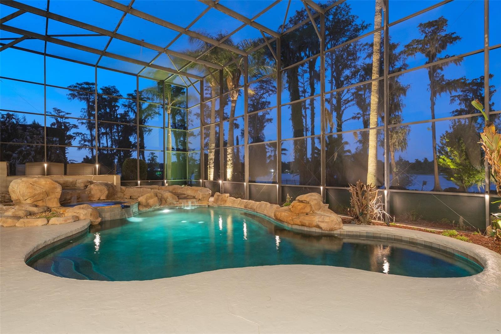 CRANES POINT - Residential