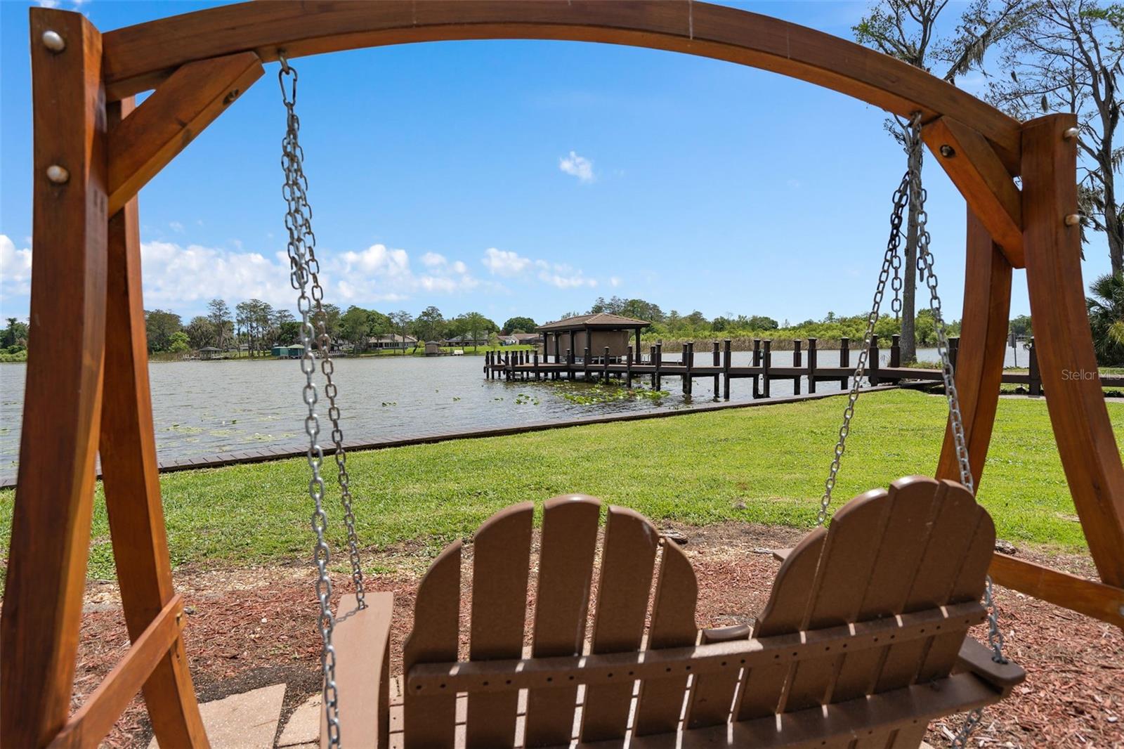 CRANES POINT - Residential