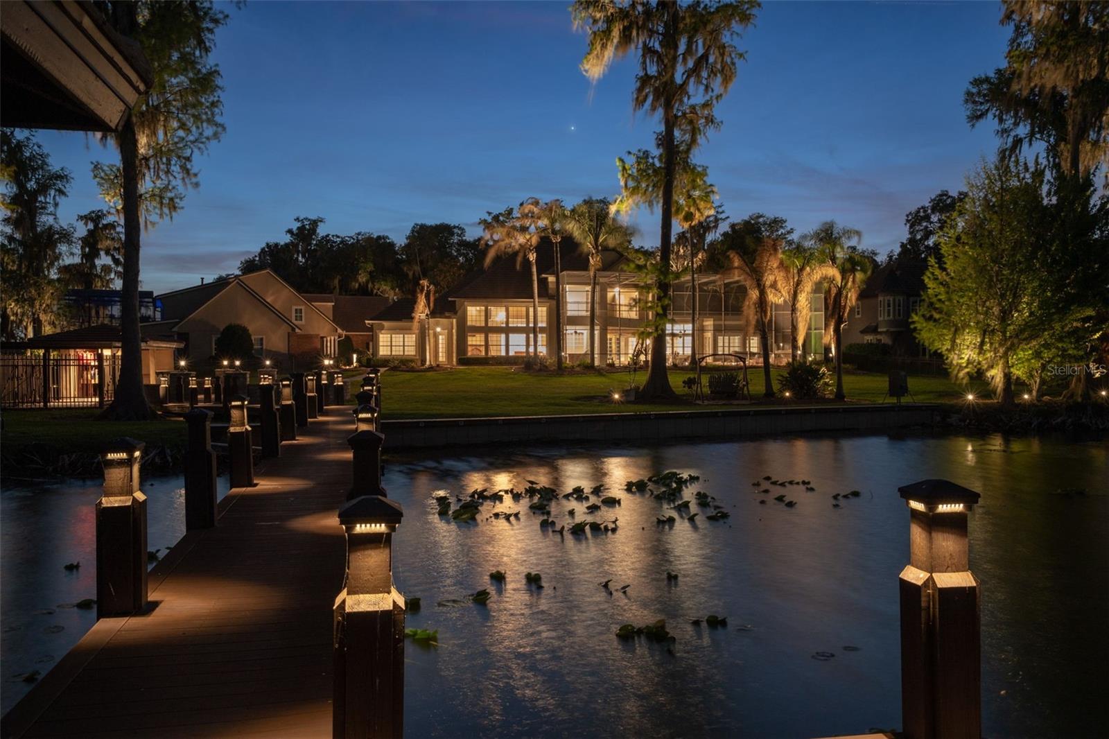 CRANES POINT - Residential