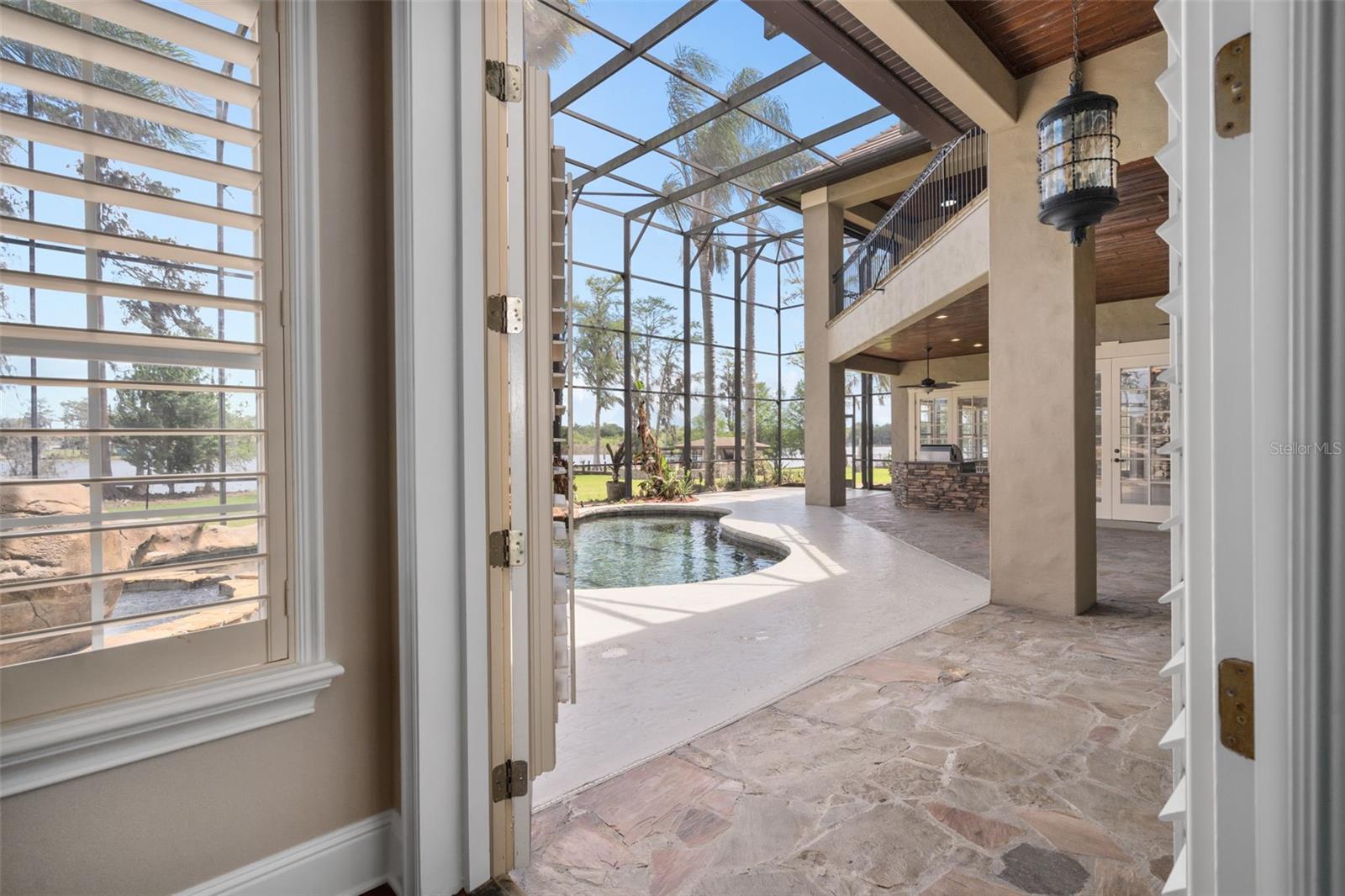 CRANES POINT - Residential