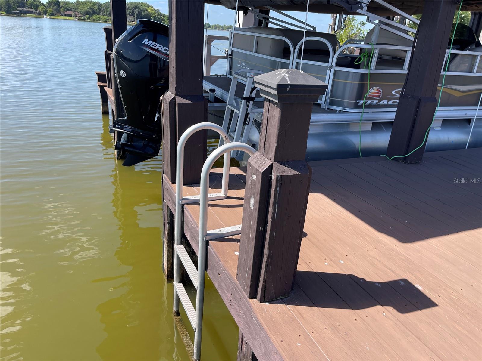 CRANES POINT - Residential