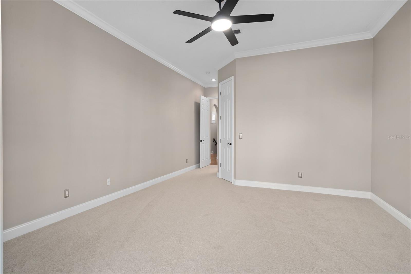 CRANES POINT - Residential