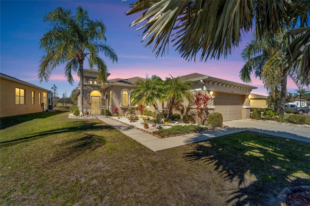 Photo of 915 Regal Manor Way, Sun City Center, FL 33573 (MLS # TB8429917)