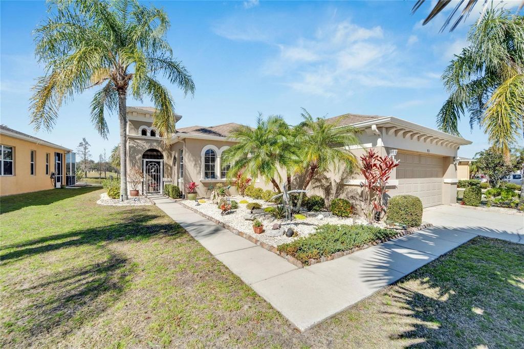 Photo of 915 Regal Manor Way, Sun City Center, FL 33573 (MLS # TB8429917)