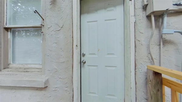 1412 NW 3RD AVE # UPSTAIRS, GAINESVILLE, FL 32603 - Image 5459fc9ab8e80dc6e187dae06fde2298/3946865614