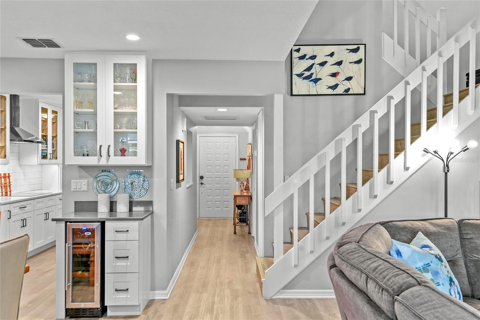 MOORINGS ON LAKE MAITLAND CONDO BLDG 05 - Residential