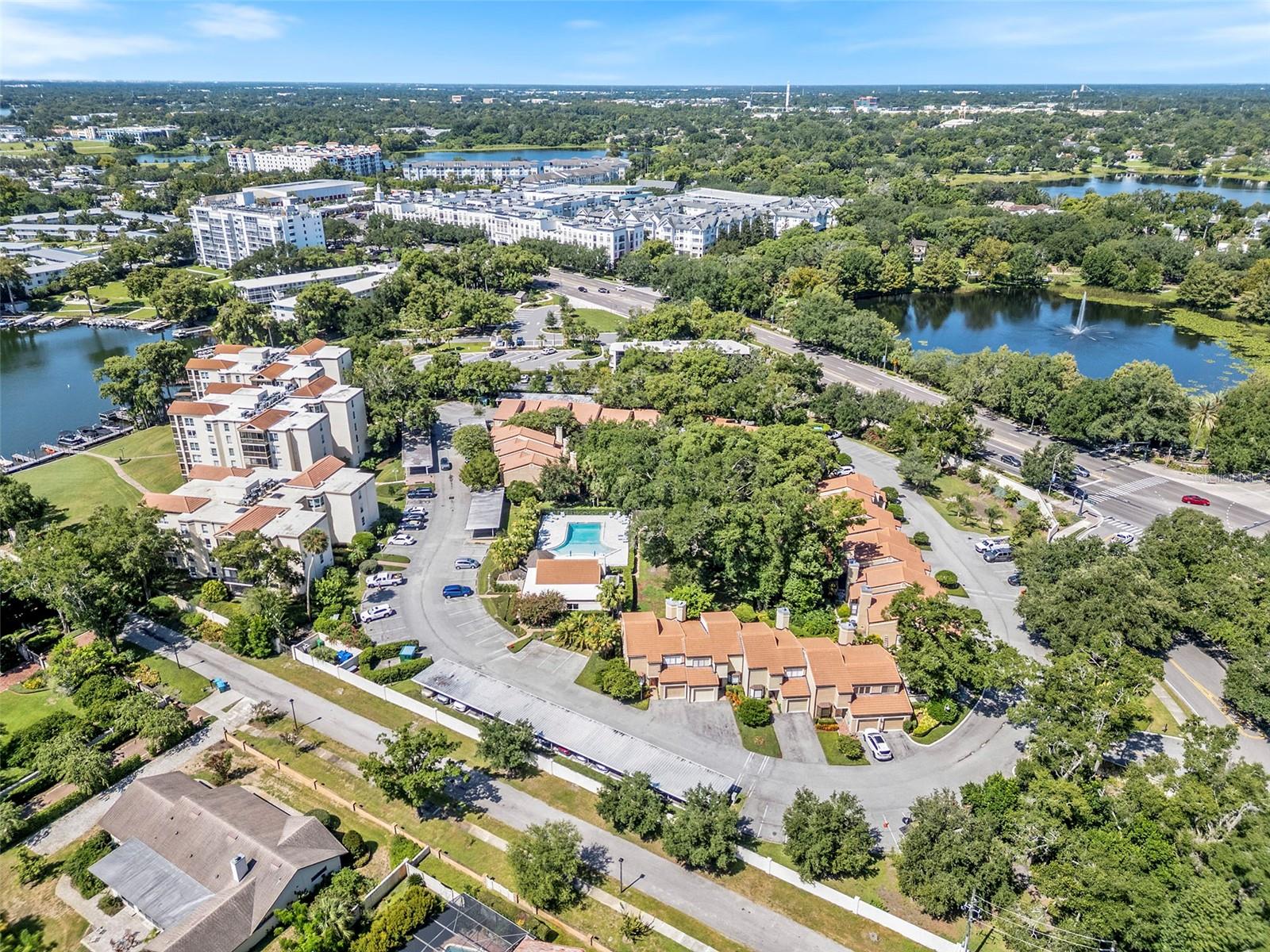 MOORINGS ON LAKE MAITLAND CONDO BLDG 05 - Residential