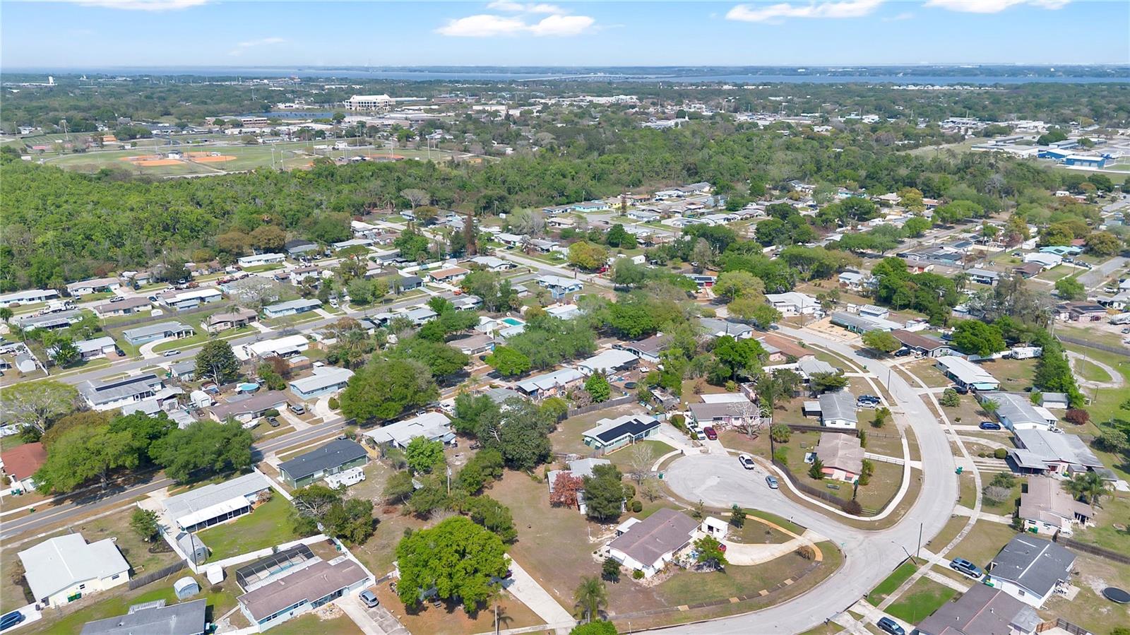 COLLEGE MANOR UNIT 02 - Residential