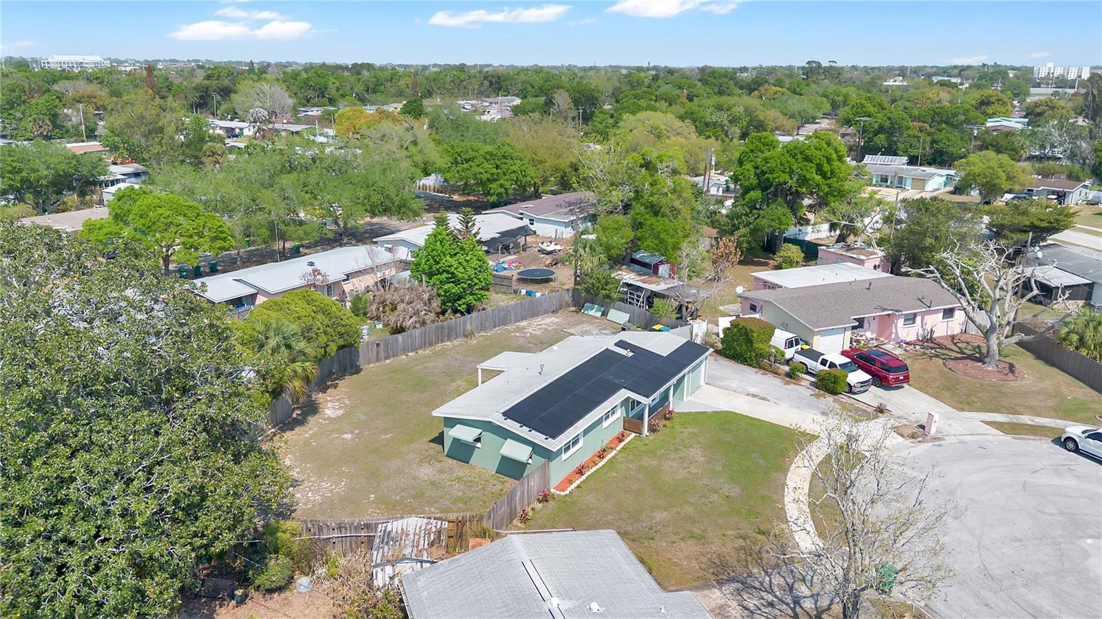 COLLEGE MANOR UNIT 02 - Residential