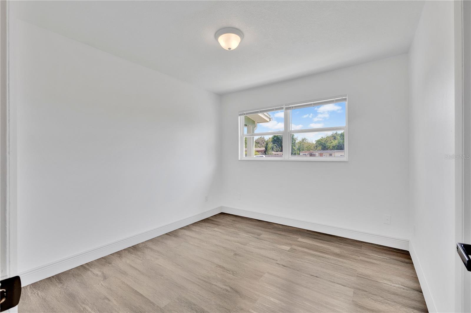 COLLEGE MANOR UNIT 02 - Residential