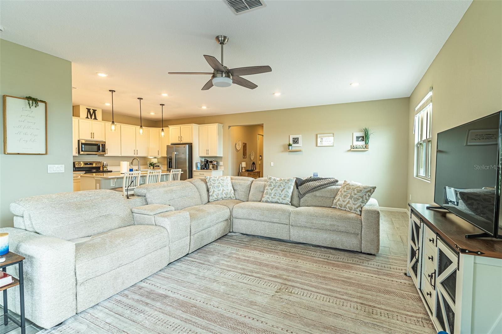 SEASONS AT MABEL PLACE - Residential