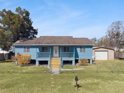 Photo of 18277 16th Avenue, Orlando, FL 32833 (MLS # O6386530)