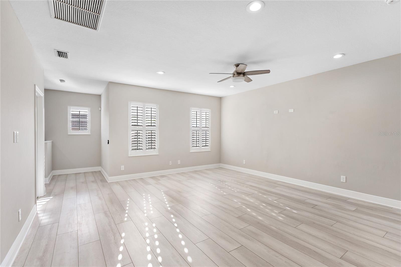 MIRAMAR LINKS AT LAKEWOOD RANCH III - Residential