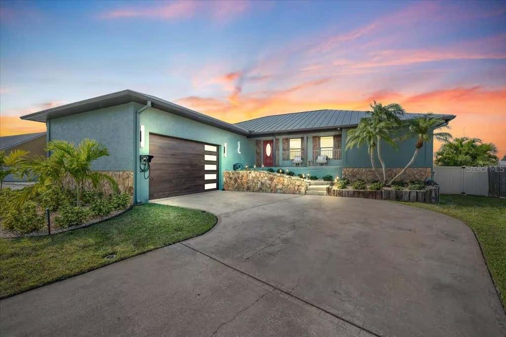 Photo of 5004 Ensign Loop, New Port Richey, FL 34652 (MLS # TB8535600)
