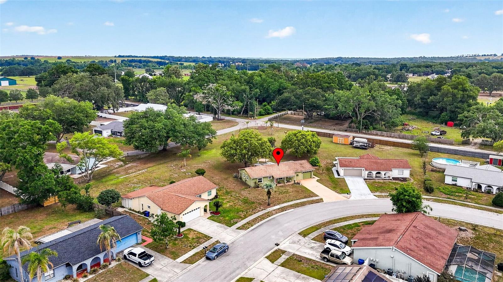 LAKE DOROTHEA GROVE - Residential