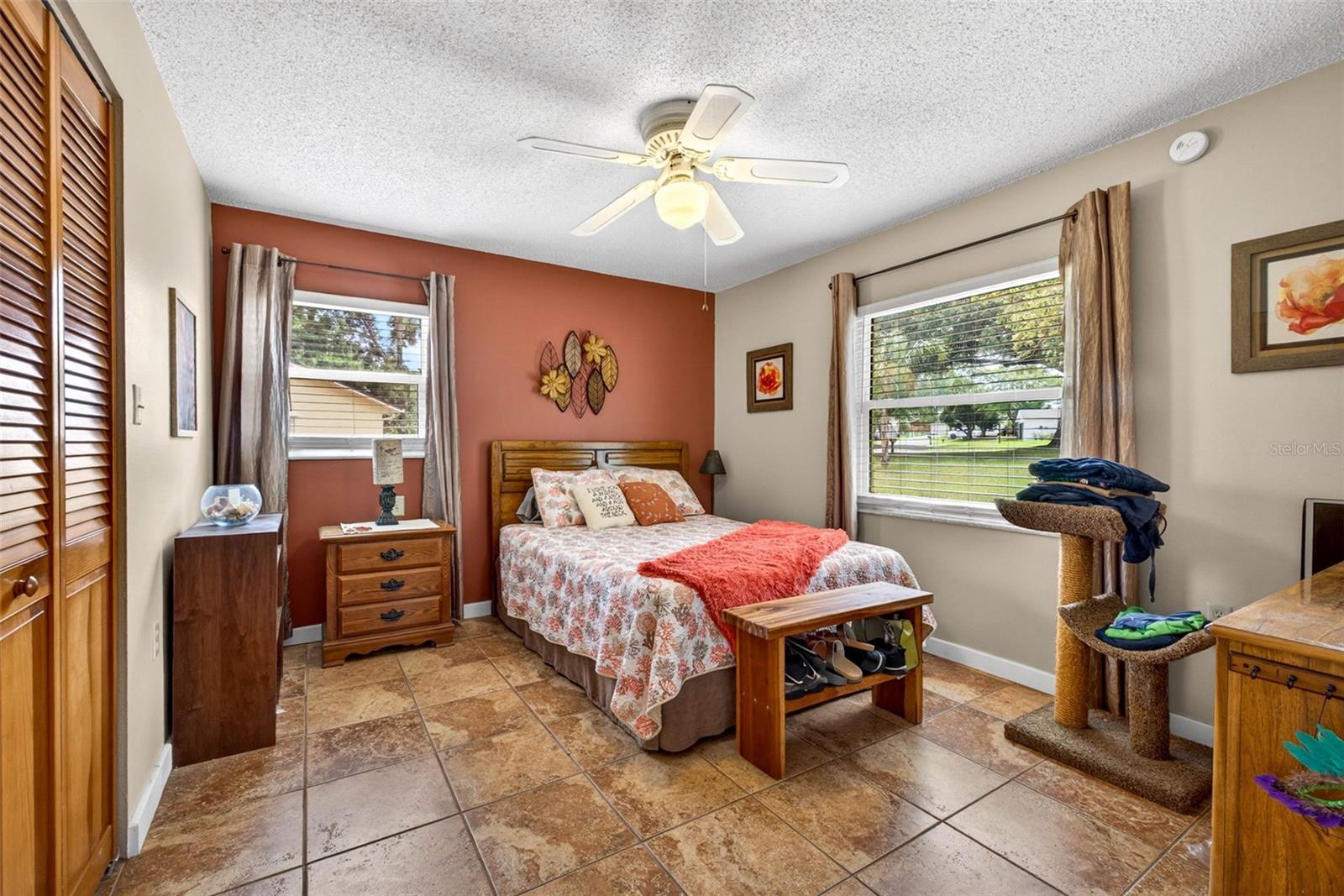 LAKE DOROTHEA GROVE - Residential