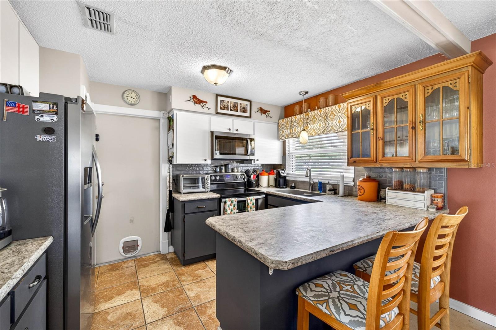 LAKE DOROTHEA GROVE - Residential