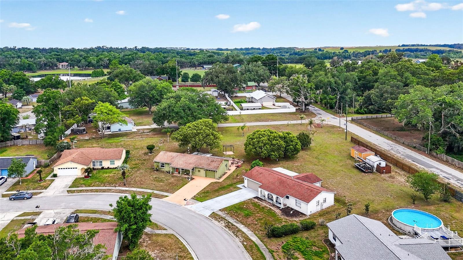 LAKE DOROTHEA GROVE - Residential