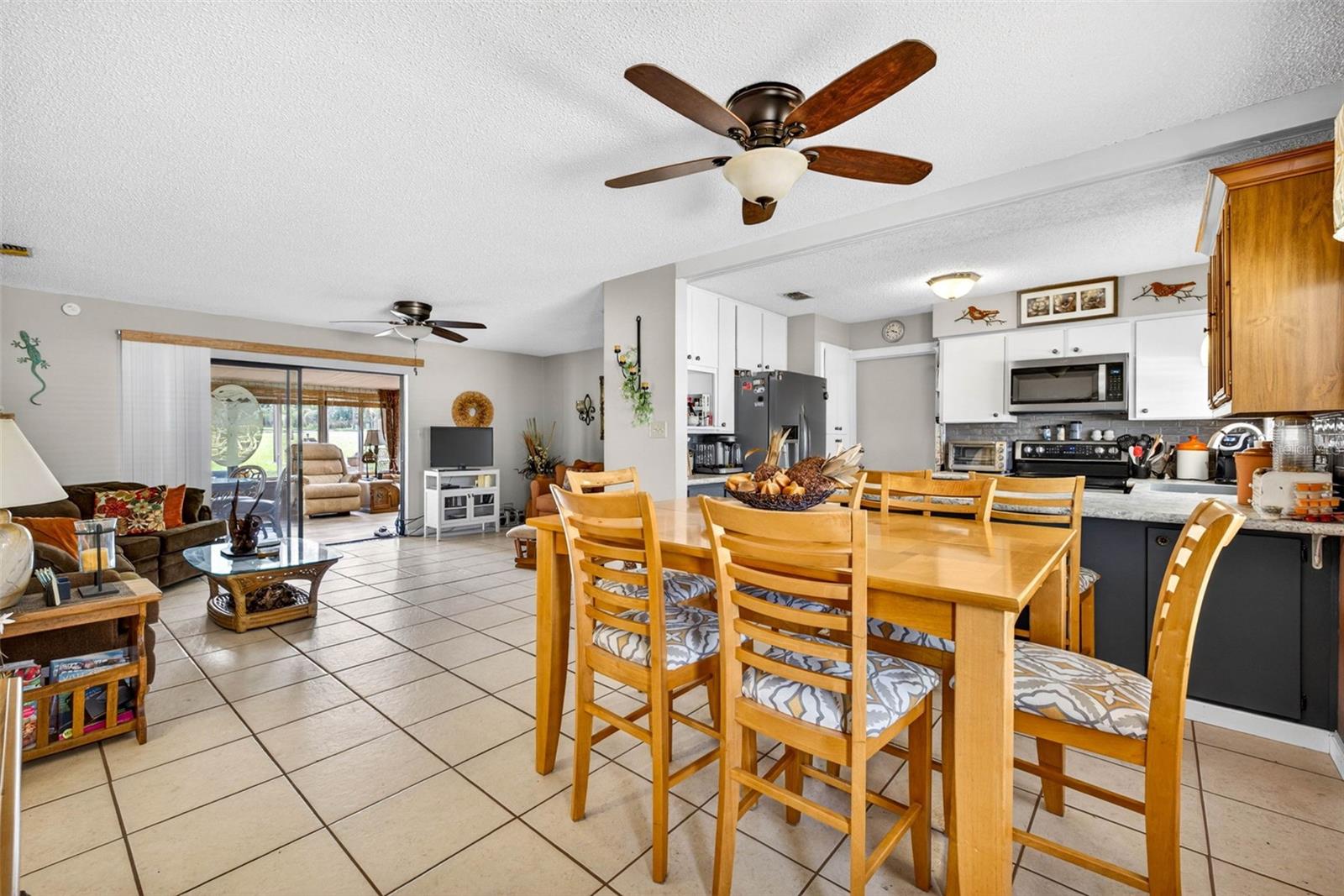 8429 JACQUELINE COURT