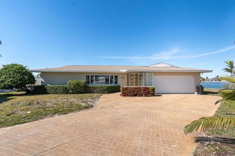 495 BATH CLUB BOULEVARD N NORTH REDINGTON BEACH FL 33708