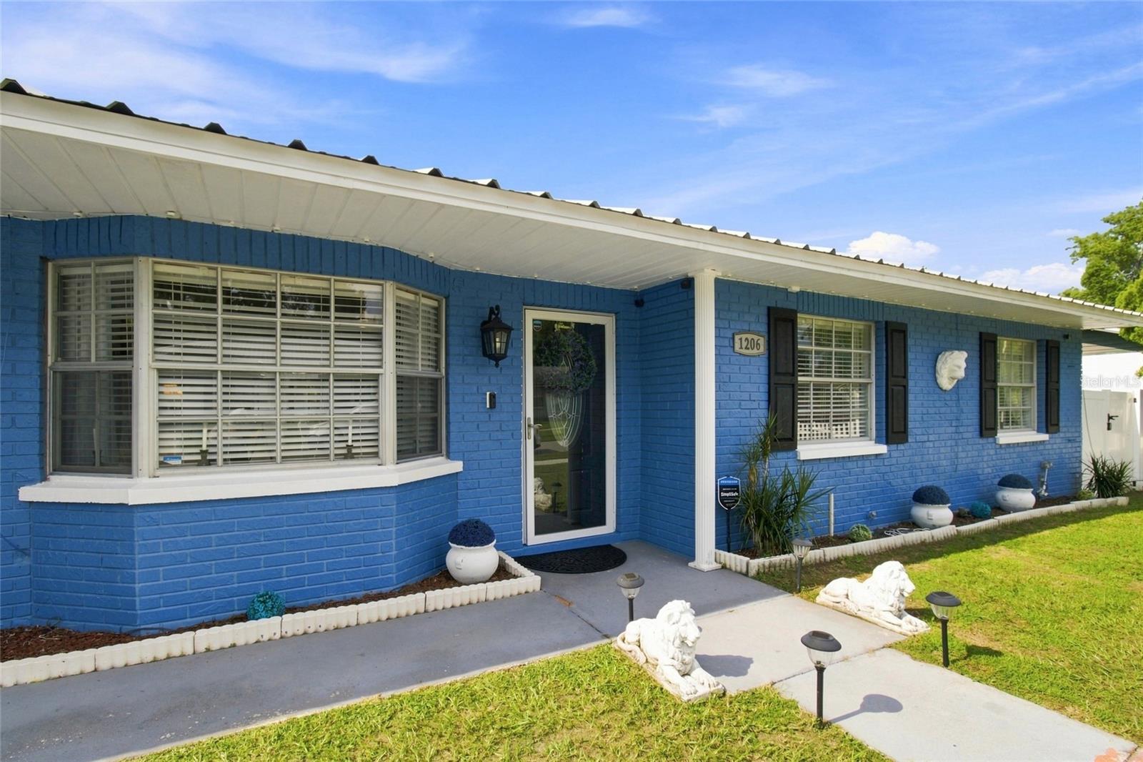 1206 TULIPWOOD DRIVE