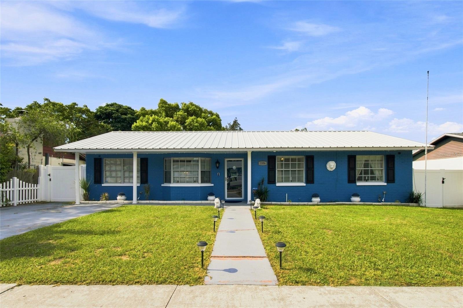 1206 TULIPWOOD DRIVE