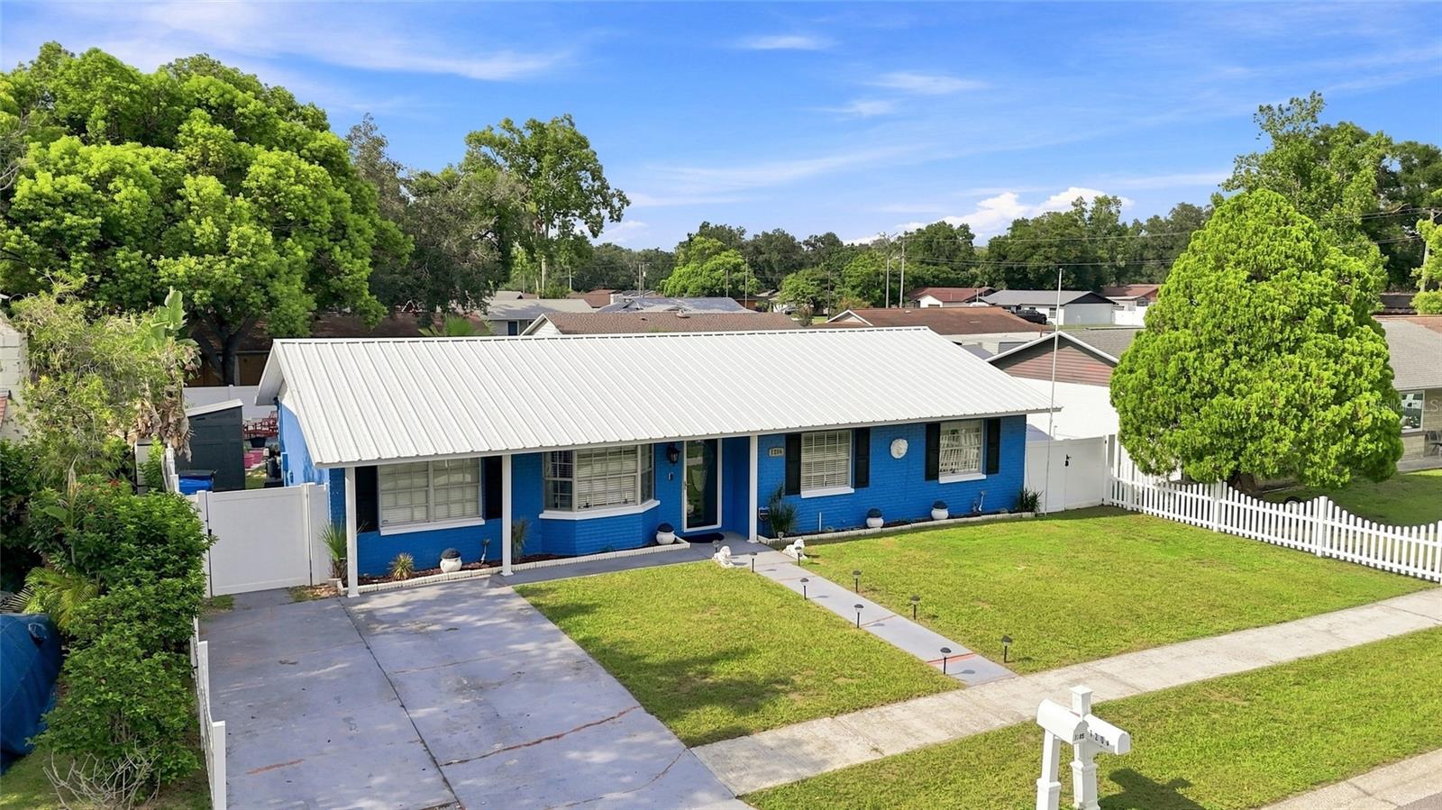 1206 TULIPWOOD DRIVE