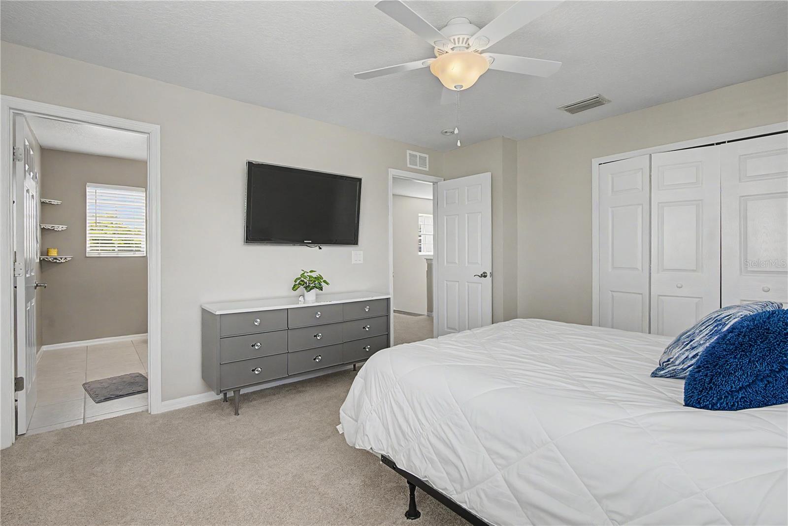 VILLAGES AT PINETREE PONDEROSA ENCLAVE - Residential