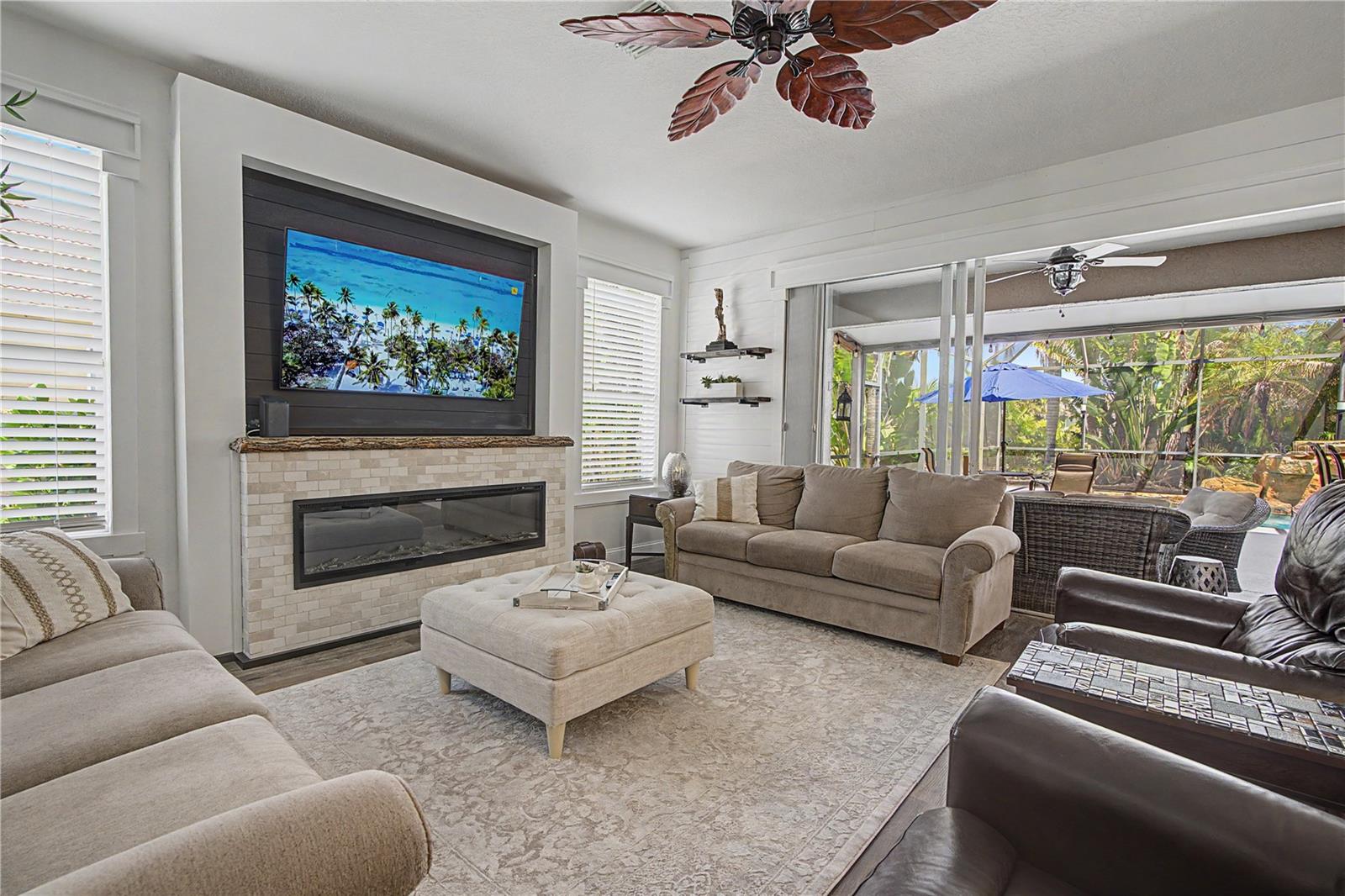 VILLAGES AT PINETREE PONDEROSA ENCLAVE - Residential