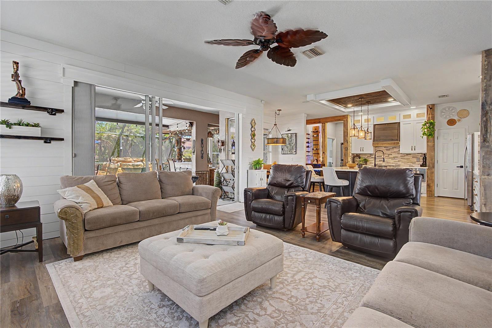 VILLAGES AT PINETREE PONDEROSA ENCLAVE - Residential