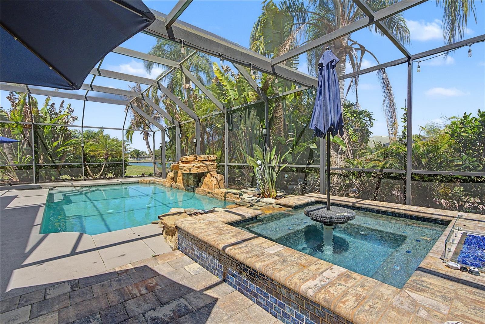 VILLAGES AT PINETREE PONDEROSA ENCLAVE - Residential