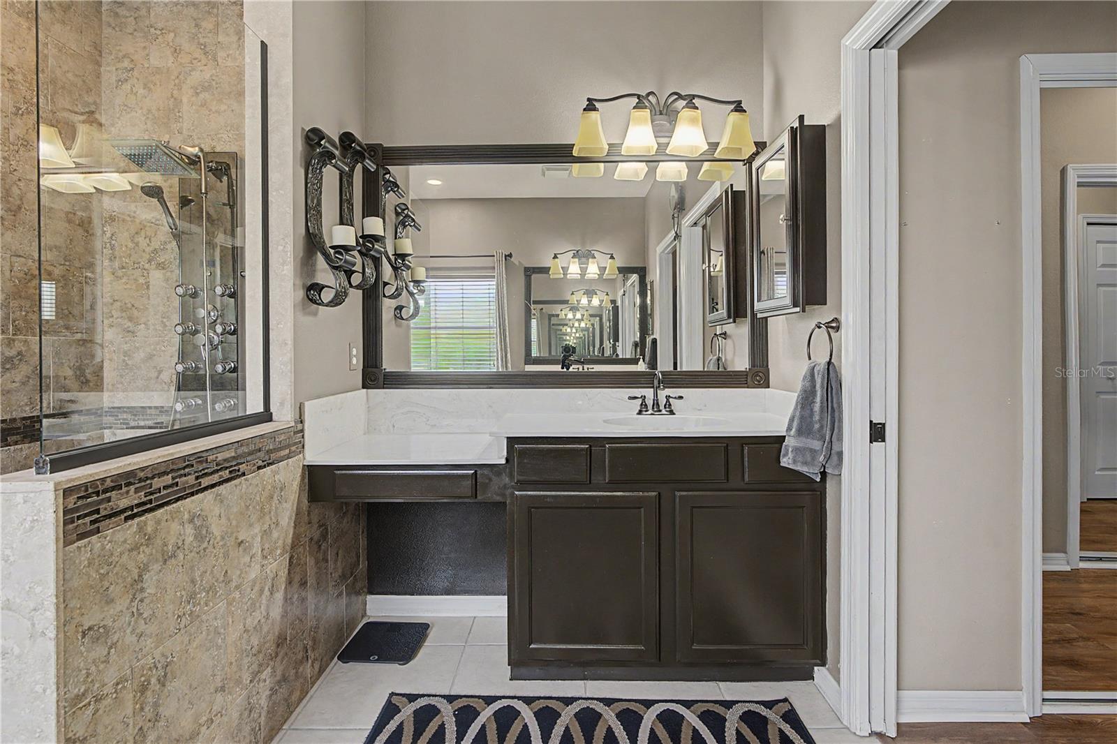 VILLAGES AT PINETREE PONDEROSA ENCLAVE - Residential