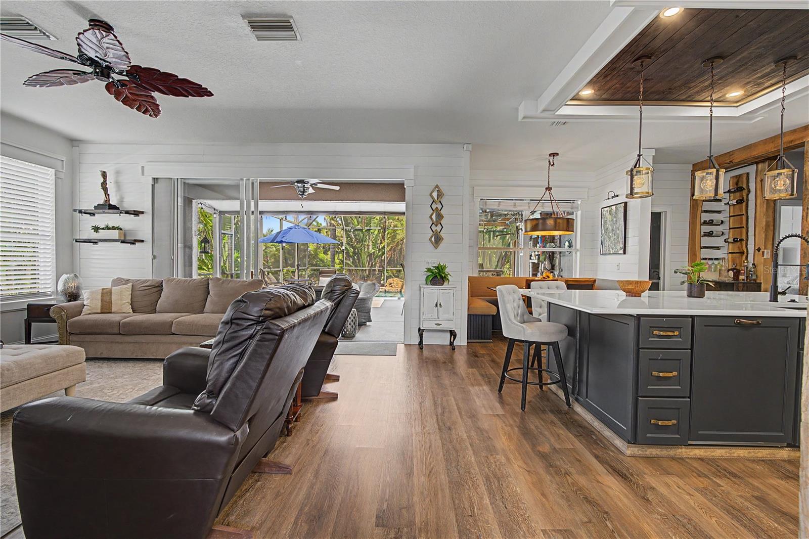 VILLAGES AT PINETREE PONDEROSA ENCLAVE - Residential