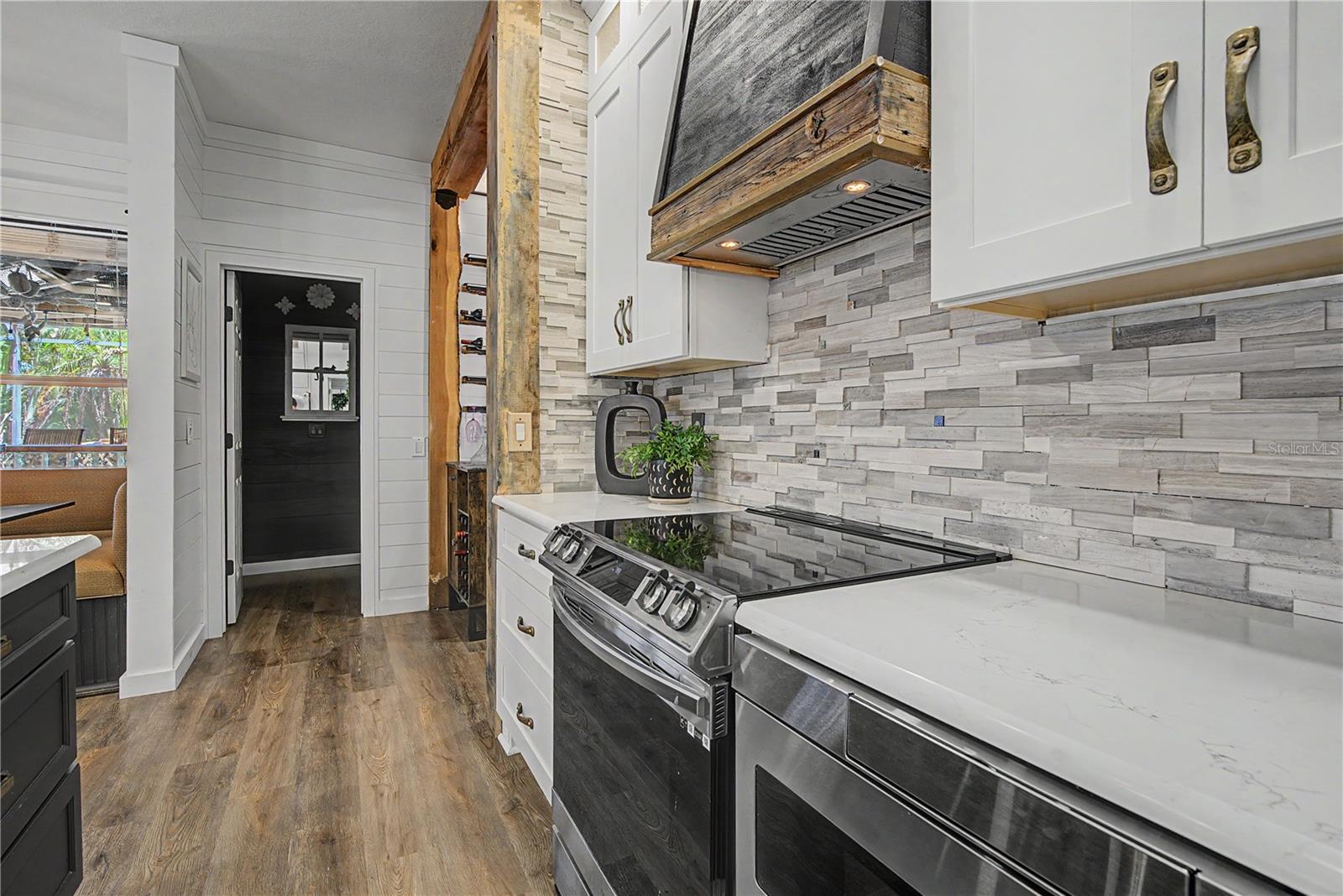 VILLAGES AT PINETREE PONDEROSA ENCLAVE - Residential