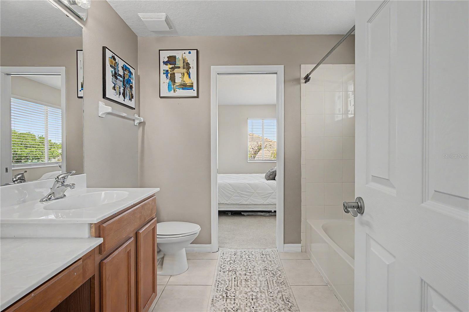 VILLAGES AT PINETREE PONDEROSA ENCLAVE - Residential