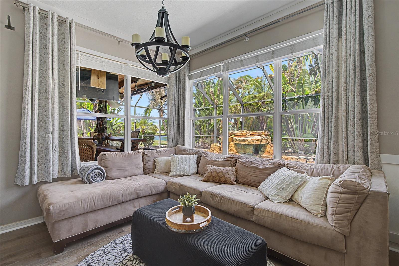 VILLAGES AT PINETREE PONDEROSA ENCLAVE - Residential