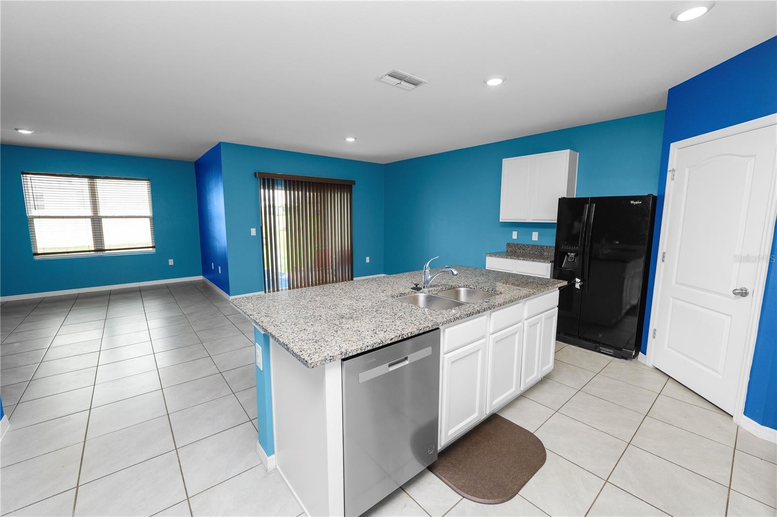1810 EAGLE HAMMOCK BOULEVARD