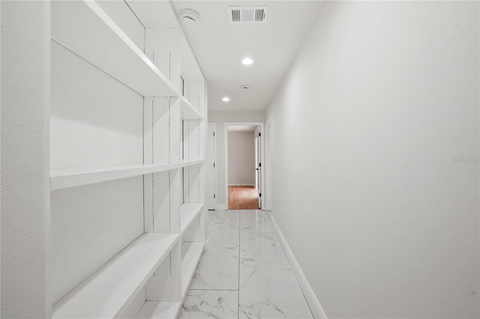 BUCKHORN SPGS MANOR - Residential